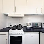 Lovely Studio Apartment London