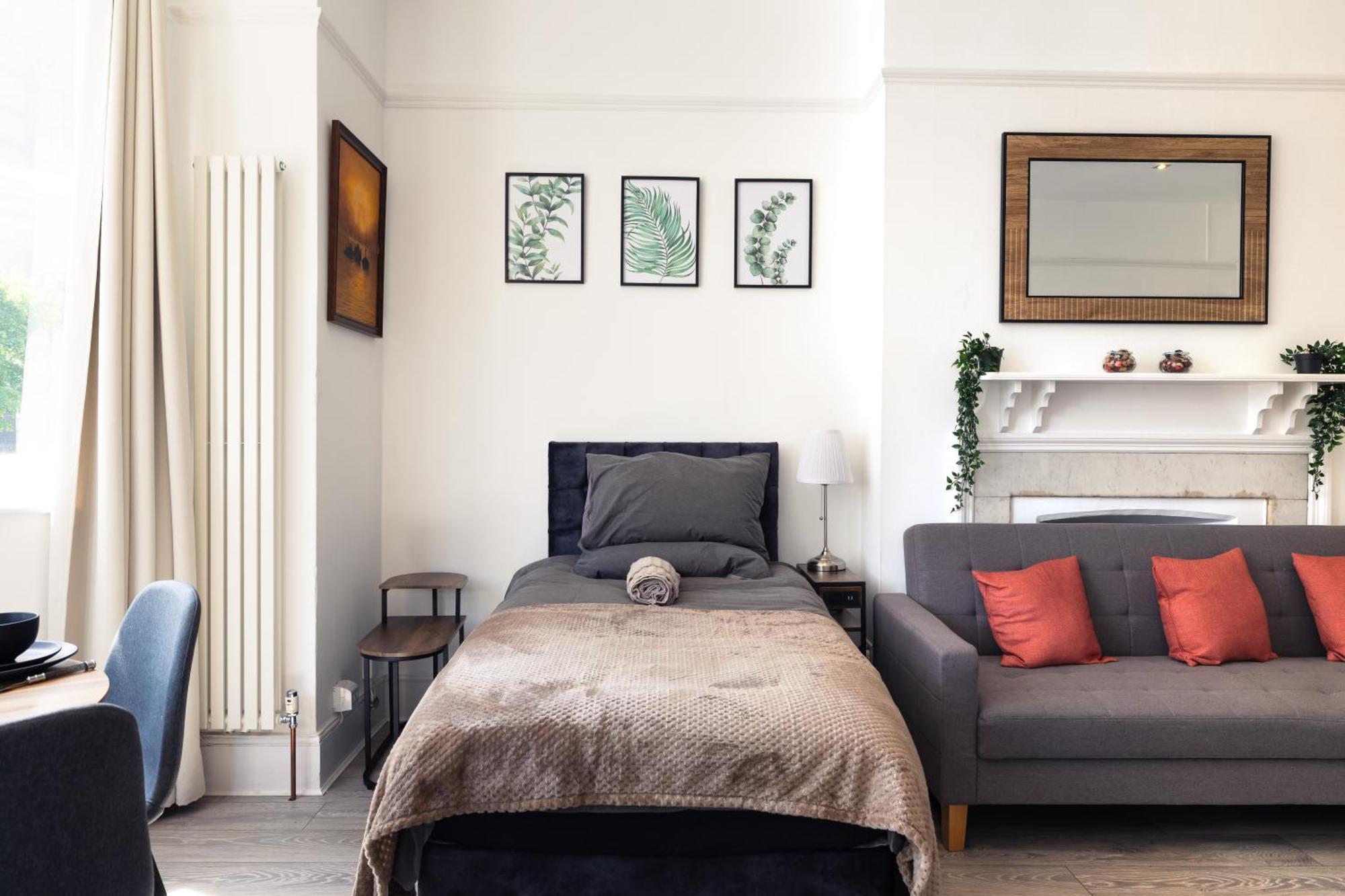 Apartment Lovely Studio London